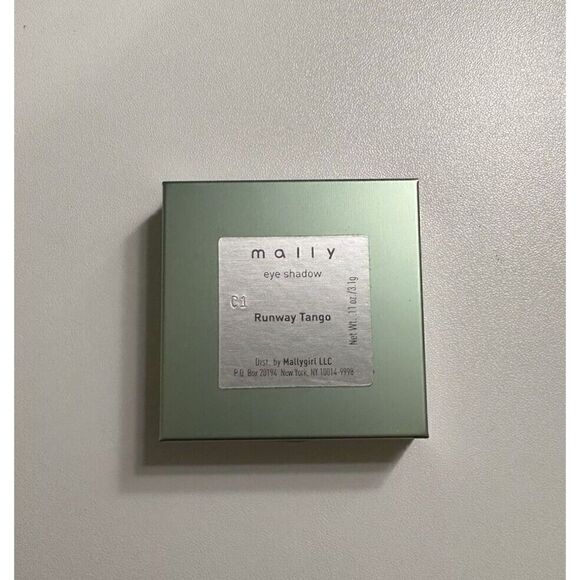 Mally Eye Shadow Duo Runway Tango Eye Shadow NEW - Picture 2 of 3